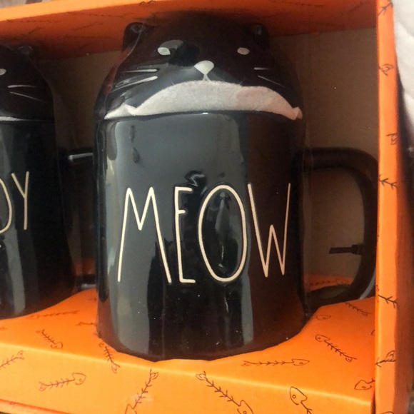 Raw Dunn Scaredy Cat and Meow Mugs with cat topper - Picture 3 of 3